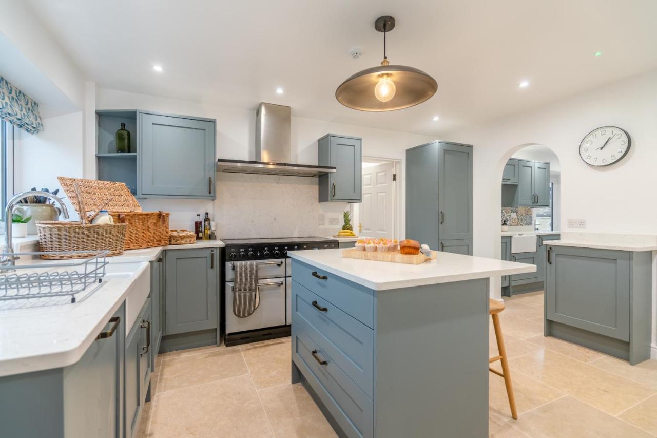 Banbury Hill Farmhouse ชาร์ลเบอรี ภายนอก รูปภาพ